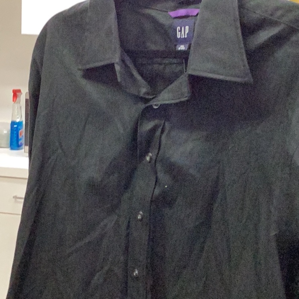 GAP Men's Black Shirt